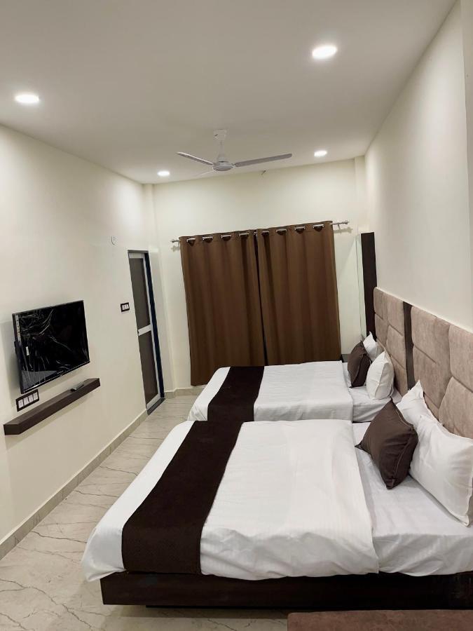 Hotel Tekri Farms And Retreat Ujjain Exterior foto